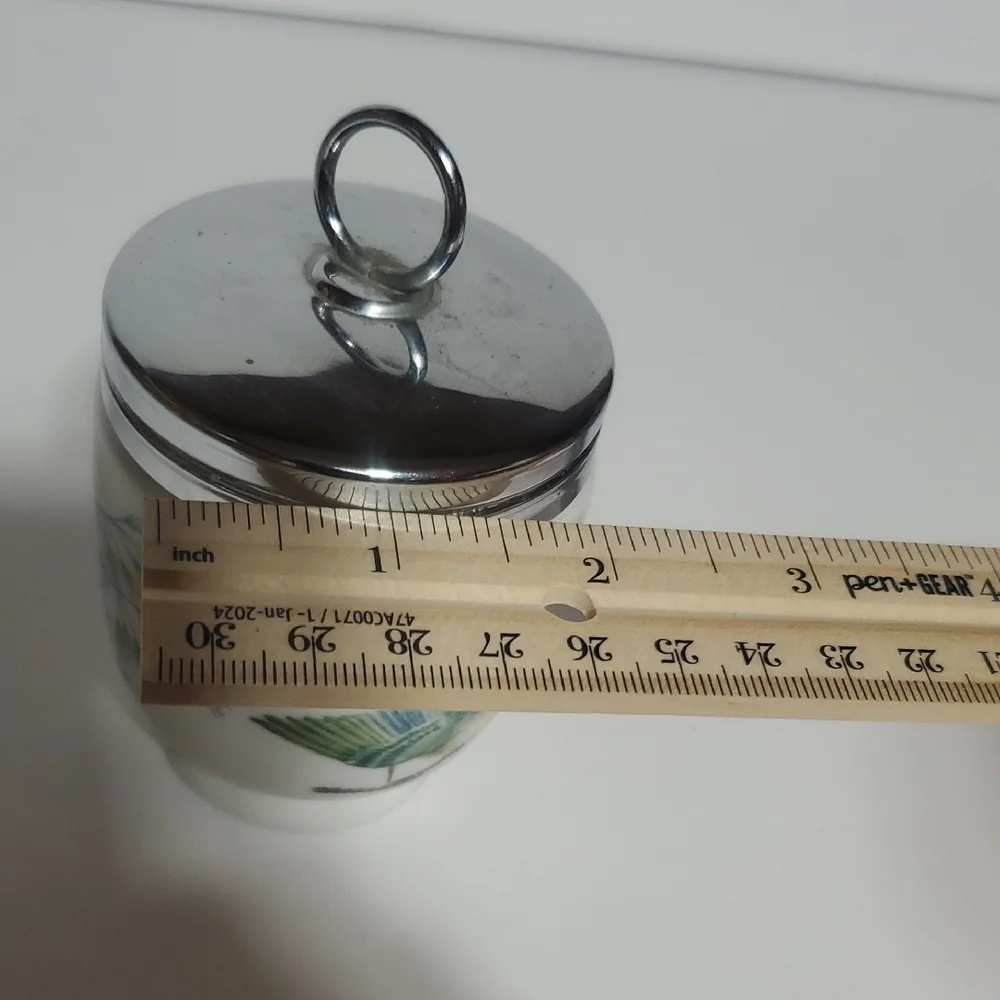 Royal Worcester Egg Cuddler Lg - Picture 6 of 6